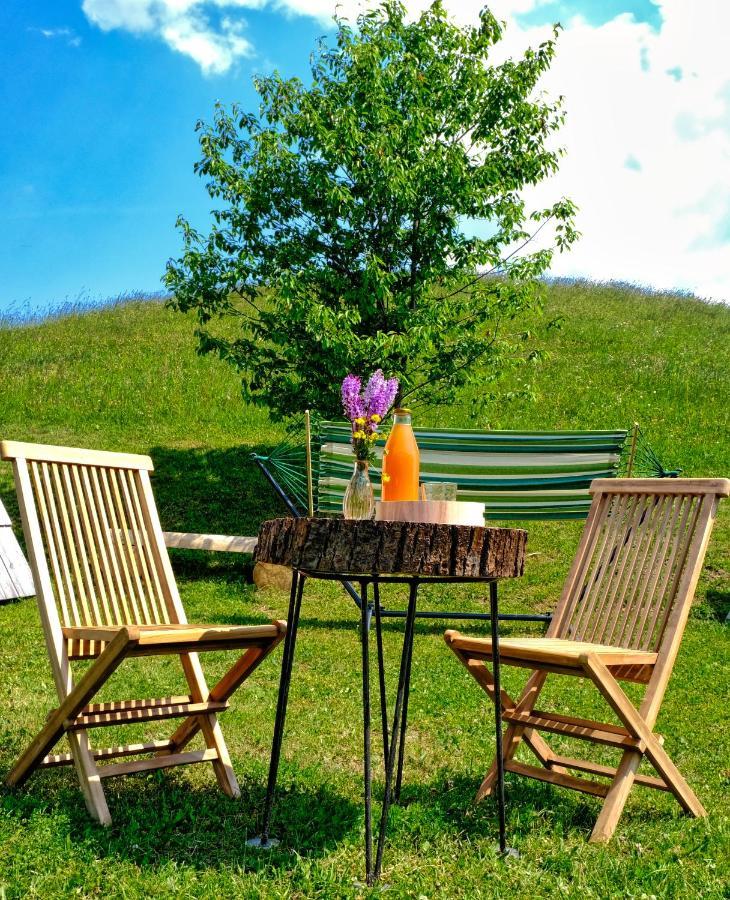 Glamping Brodej Hotel Vitanje Exterior photo
