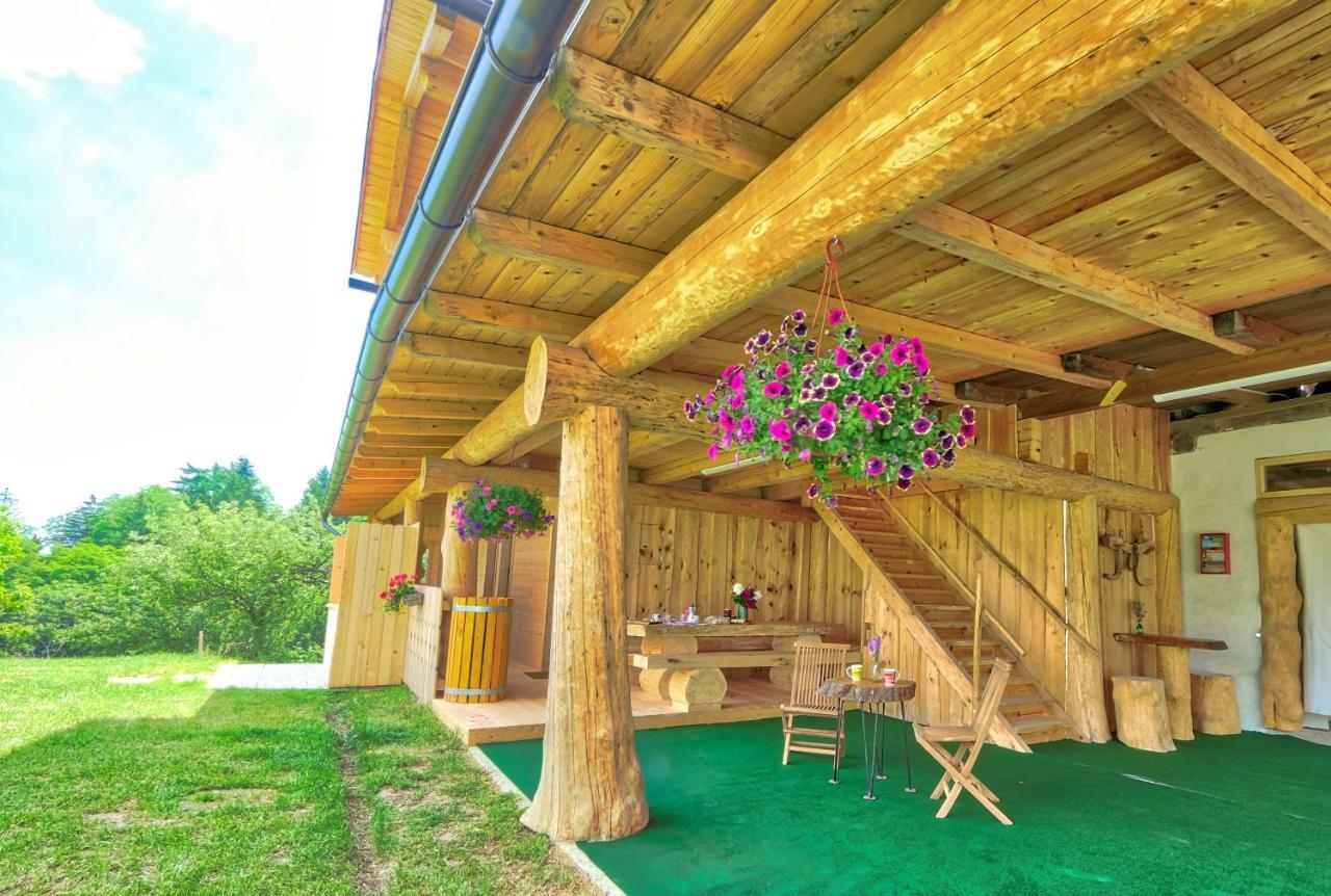 Glamping Brodej Hotel Vitanje Exterior photo