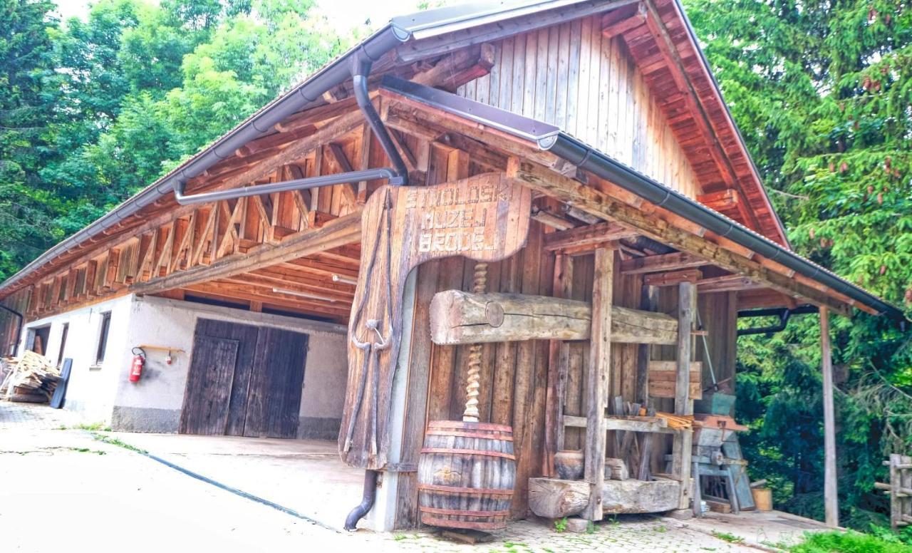 Glamping Brodej Hotel Vitanje Exterior photo