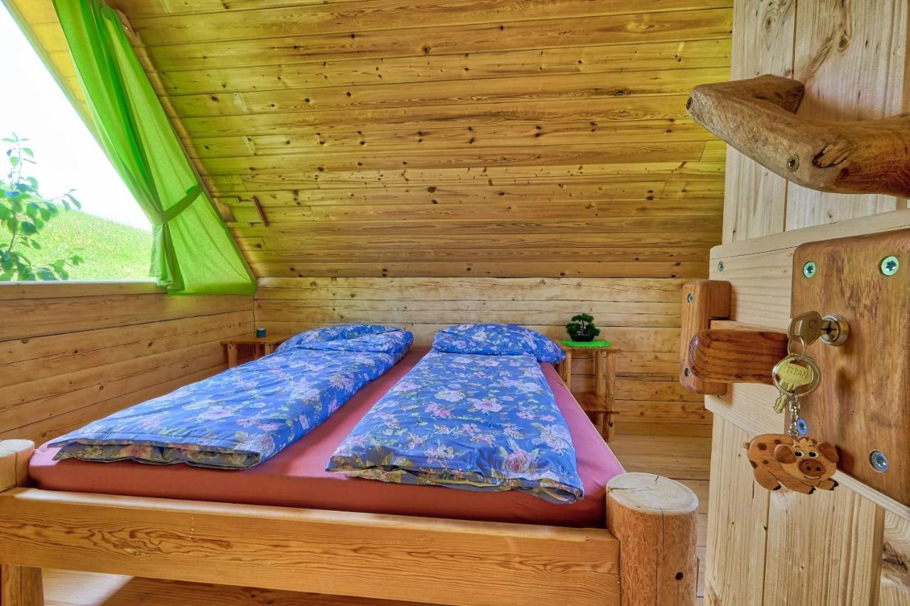 Glamping Brodej Hotel Vitanje Exterior photo