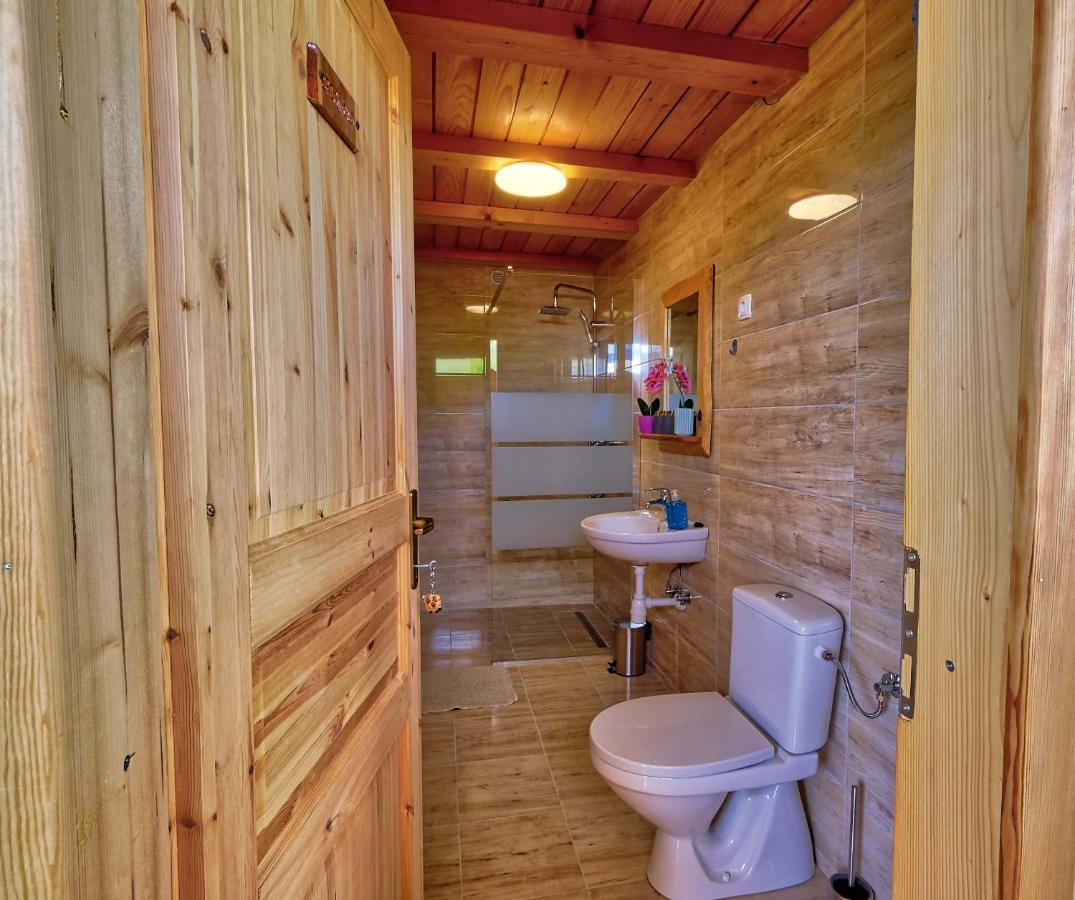 Glamping Brodej Hotel Vitanje Exterior photo