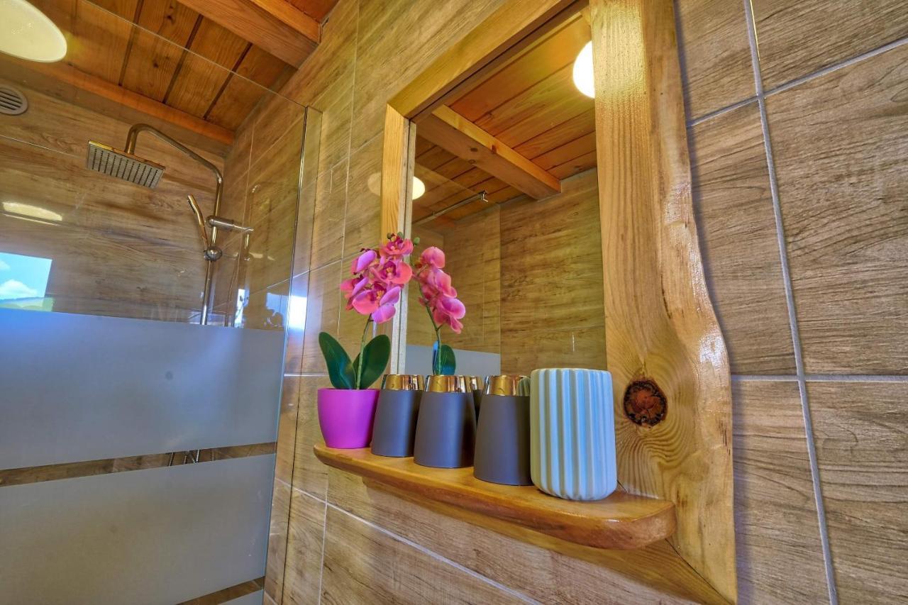 Glamping Brodej Hotel Vitanje Exterior photo