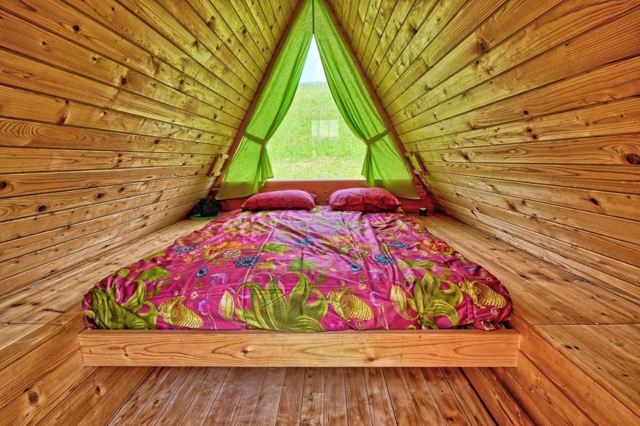 Glamping Brodej Hotel Vitanje Exterior photo